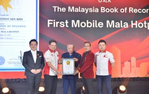 MMHP Receiving The Malaysia Book of Records Certification