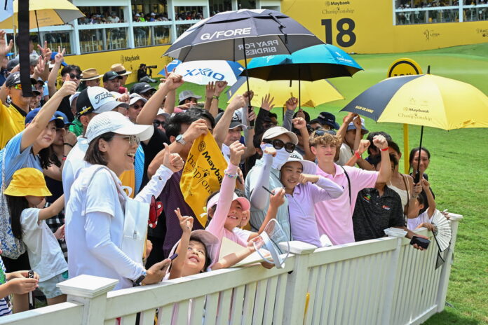 MC24_Spectator