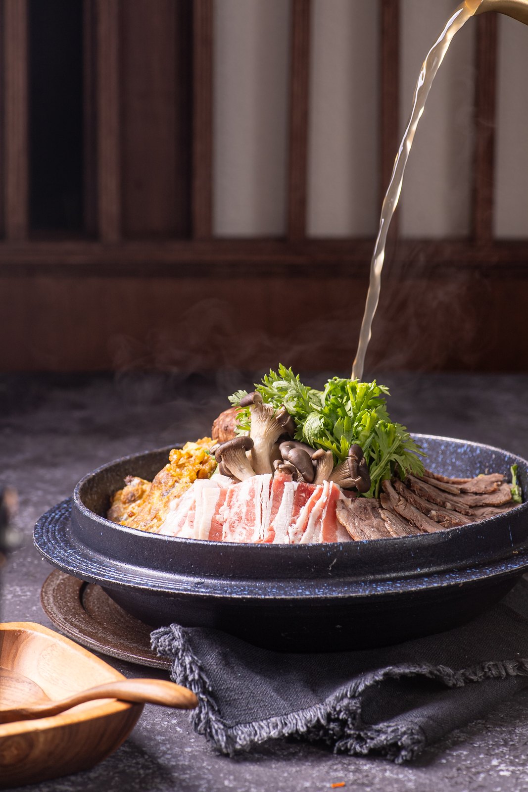 Yukjeon & Suyuk Jeongol at Harbourside, Regent Hong Kong