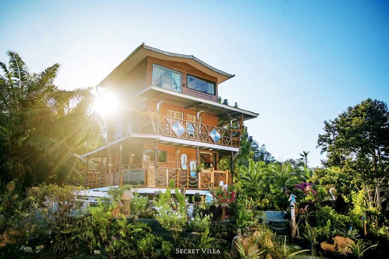 From Sarawak Rainforests to Sabah Highlands, Unique Stays for the Harvest Festival Season