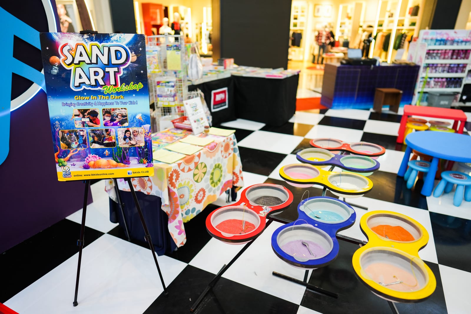 Arts and crafts station at Alamanda VIKids Carnival