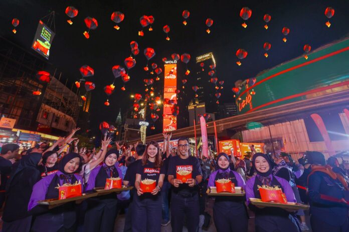 McDonald’s Malaysia crew and executives at the Fries From The Skies celebration