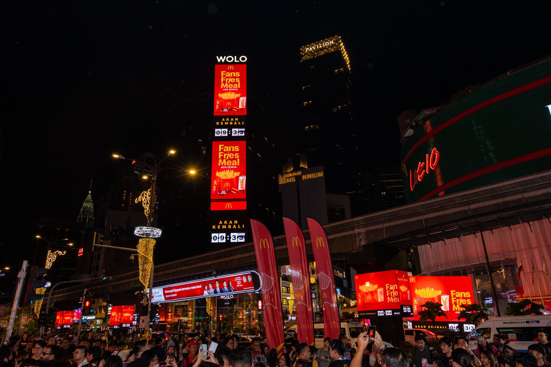 McDonald’s Fries From The Skies digital out-of-home takeover in Bukit Bintang